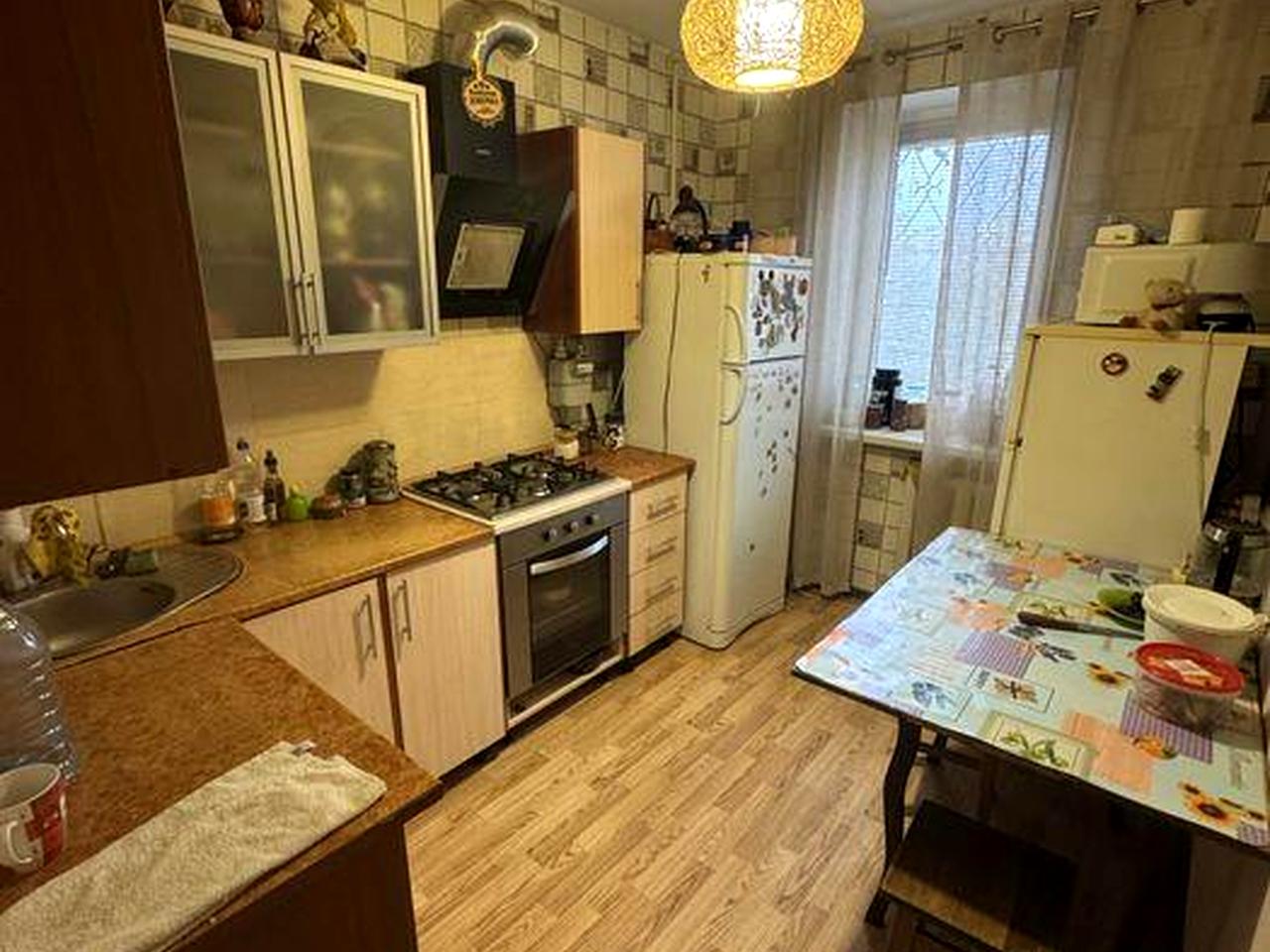 3х комнатная квартира 2/9 в кирпичном доме 200 лет Херсона