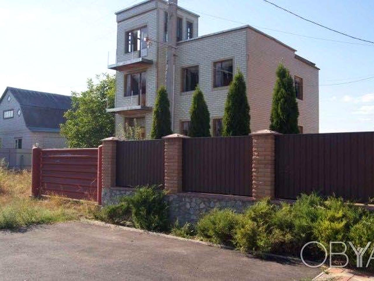 Продається новобудова в м. Корсунь-Шевченківський