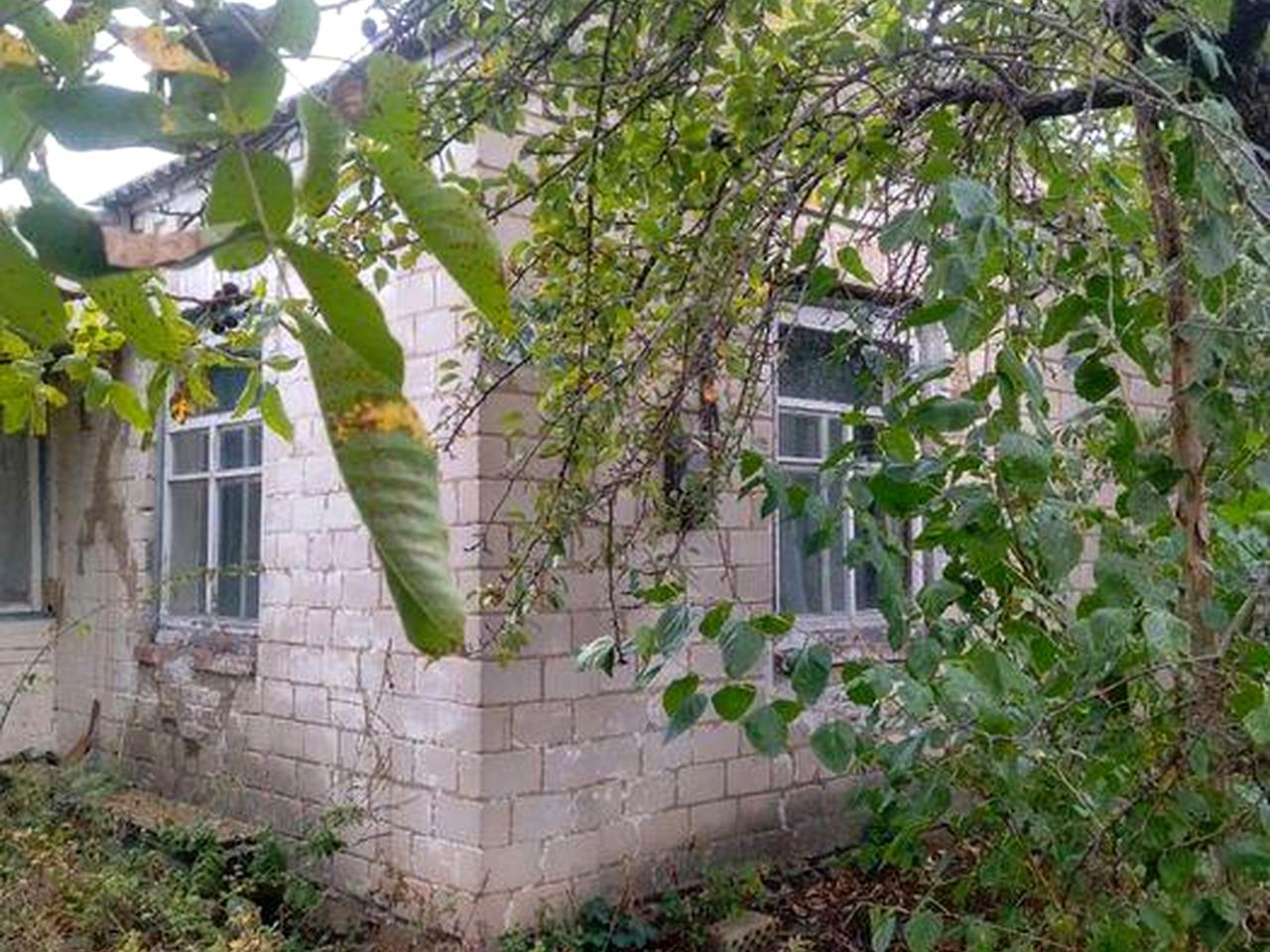 Продам будинок 150 км від столиці