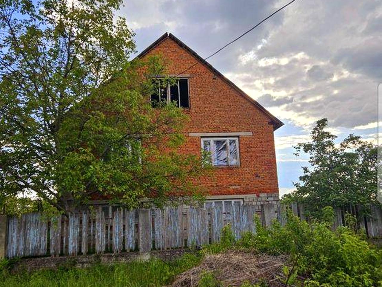 Будинок -Недобудова р-н Східний