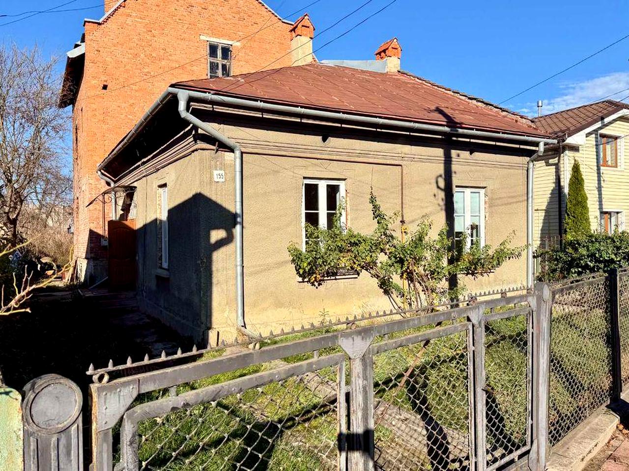 Будинок 140 м² у Стрию, вул. Львівська | Земля 0,06 га, власний заїзд