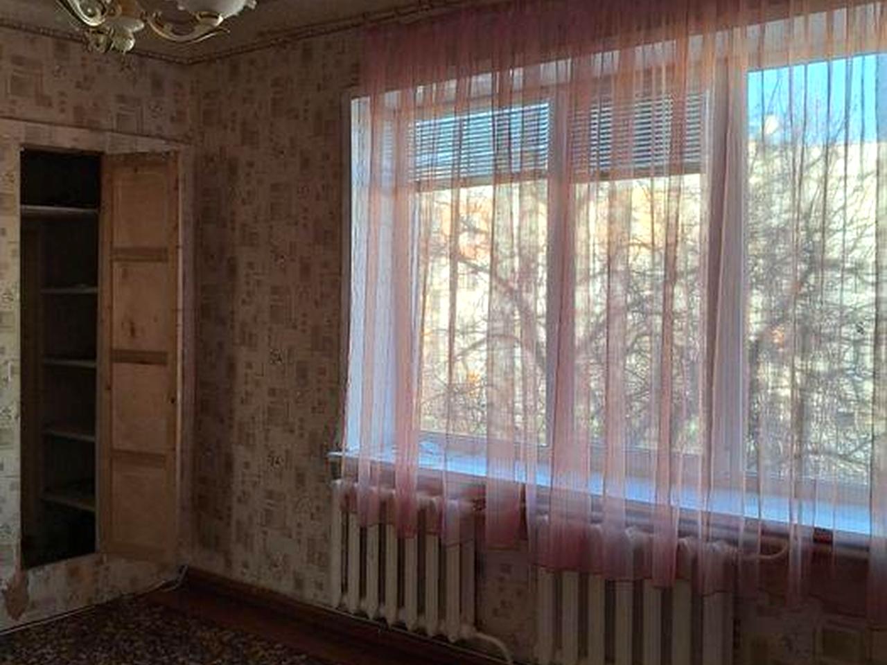 Продам 3х.ком.кв. с индивидуальным отоплением в центре Балаклеи