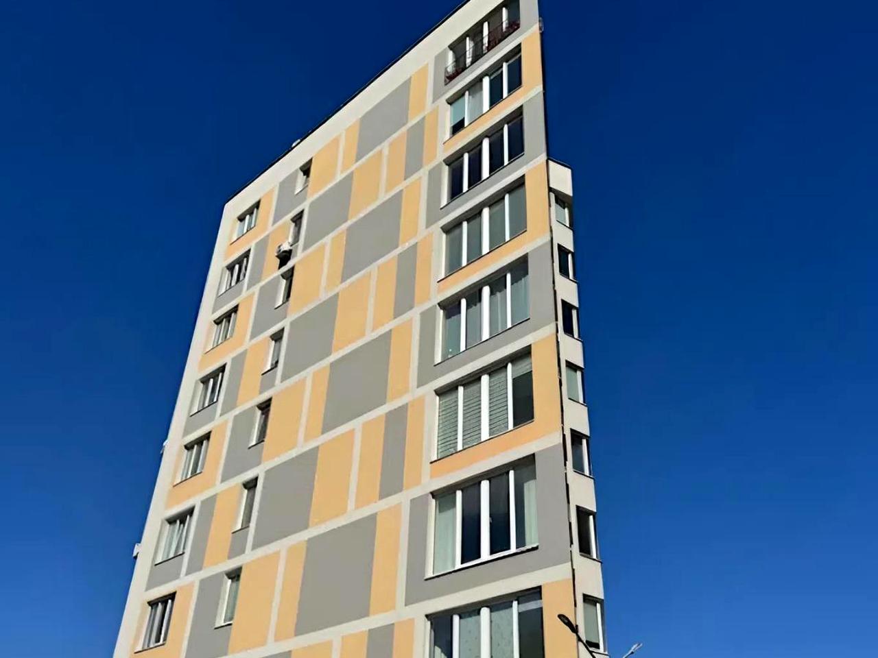 Карла Мікльоша вул., 27
