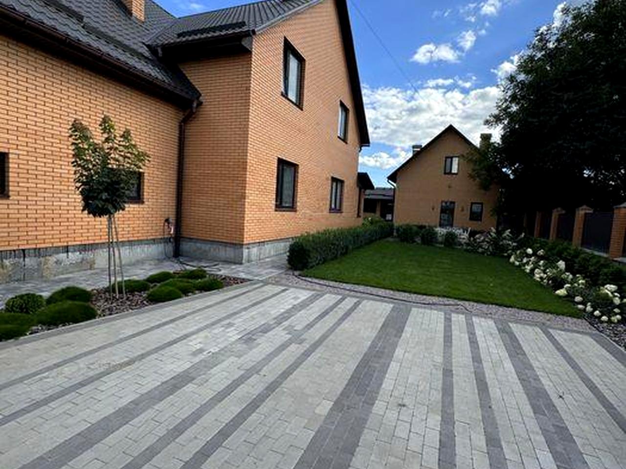 Продаж будинку , Лукавиця власник , без комісіі