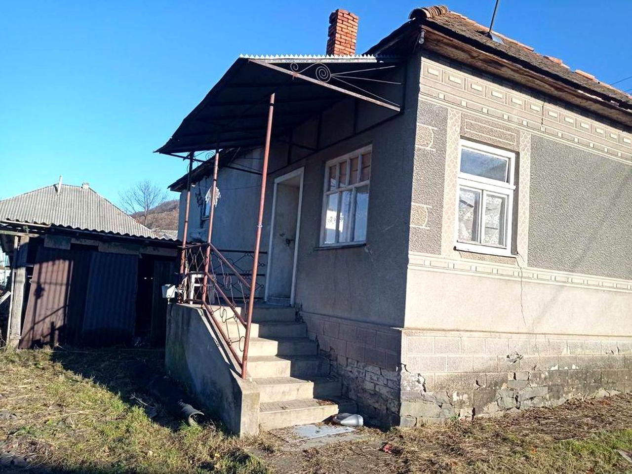 Земля 50 сот с.Арданово 26км від Берегова з будин