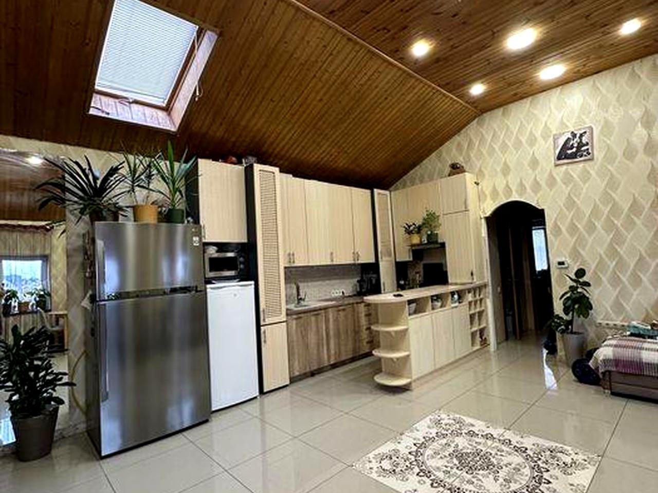 Продаж 2-поверхової квартири сел. Гостомель 85 кв.м з меблями і технік