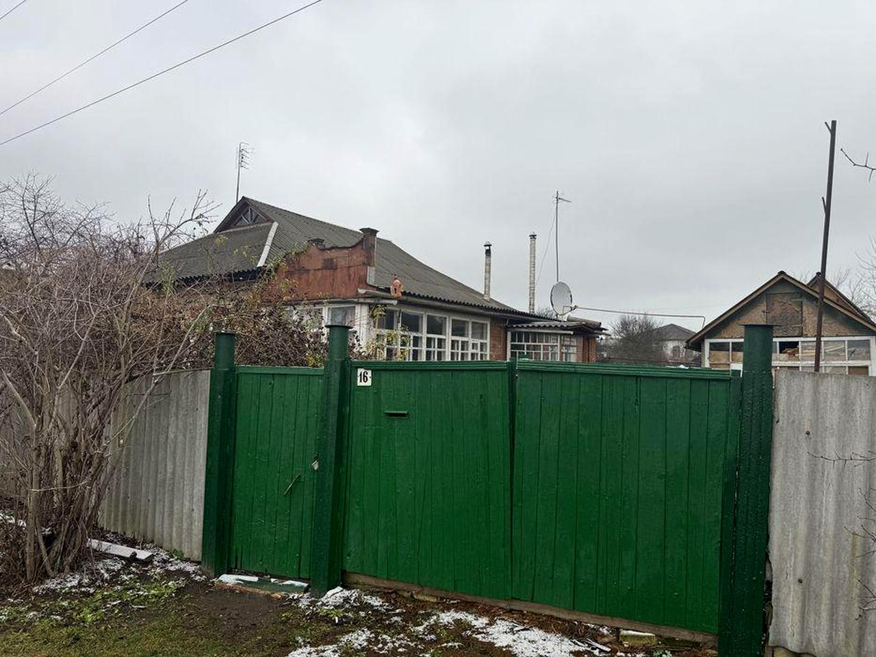 Будинок домогосподарство Лебедин