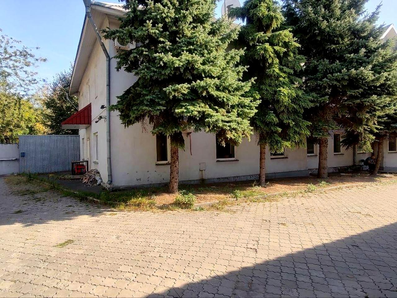 Богдана Хмельницького просп. (Героїв Сталінграда), 38а