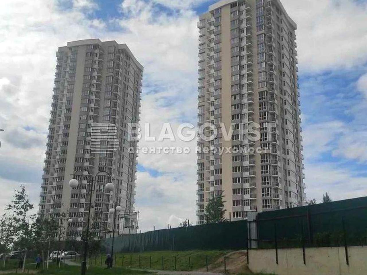 Продаж 3-х кімн  102 м2, Соборна 20 ,Бровари ,ЖК Лісовий квартал