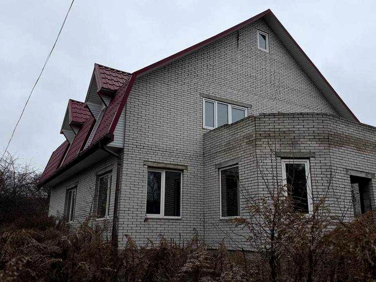 Продам дом г.Малин 250 кв.м