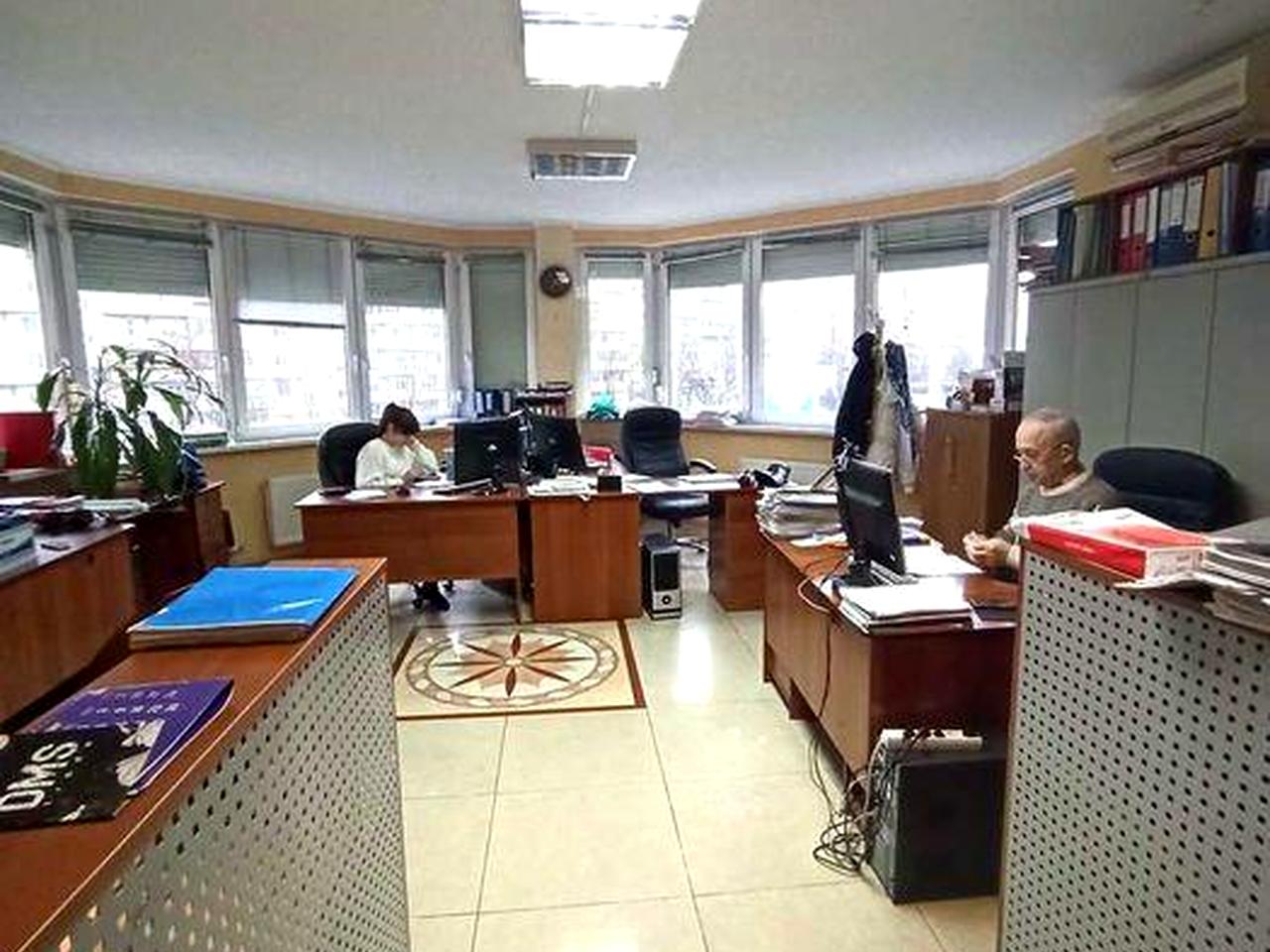 Продаж 4К квартири Р. Окіпної,4. Метро Лівобережна.