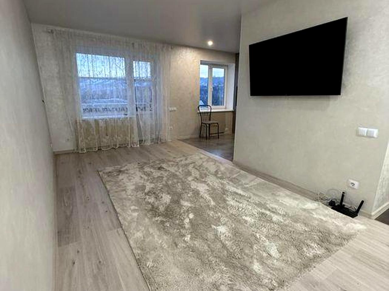 Продам квартиру з ремонтом, меблями та технікою