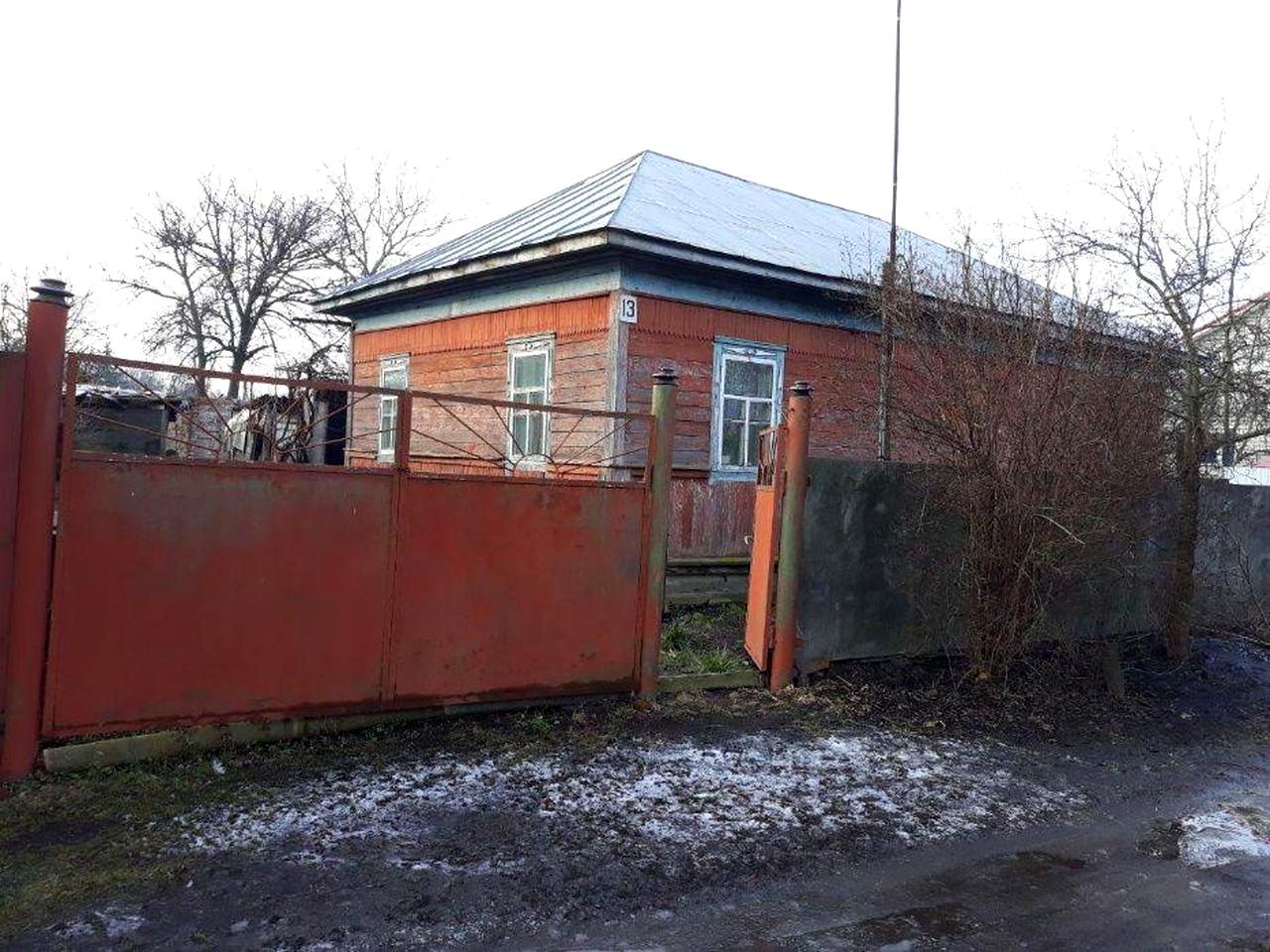 Будинок у центрі Мени з великою, гарною ділянкою