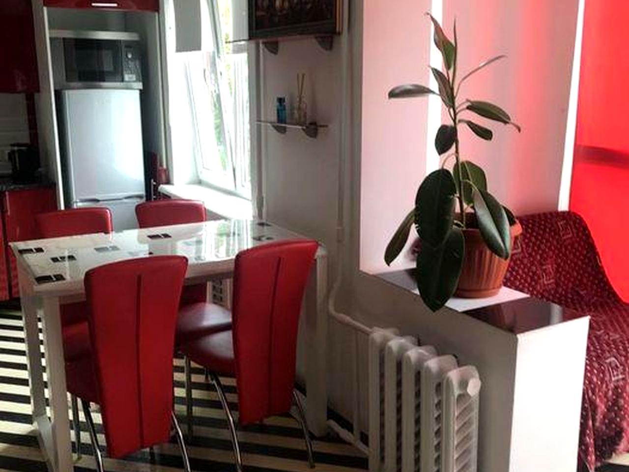 Продам 1-кімнатну квартиру в Звягелі, Болгарбуд, 39 м², 4 поверх ЖК Чайка