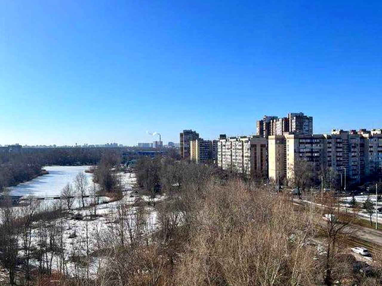 Продаж 3 кімнатної квартири, в новому будинку 2013р, Троєщина ЖК НебоSky