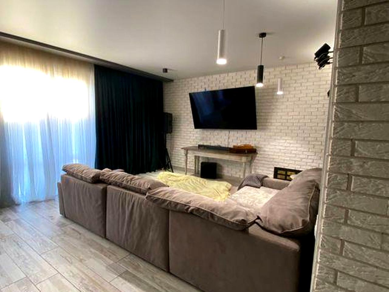 3-поверховий Дуплекс з ремонтом на 5 кімнат під Києвом. Ціна вогонь!