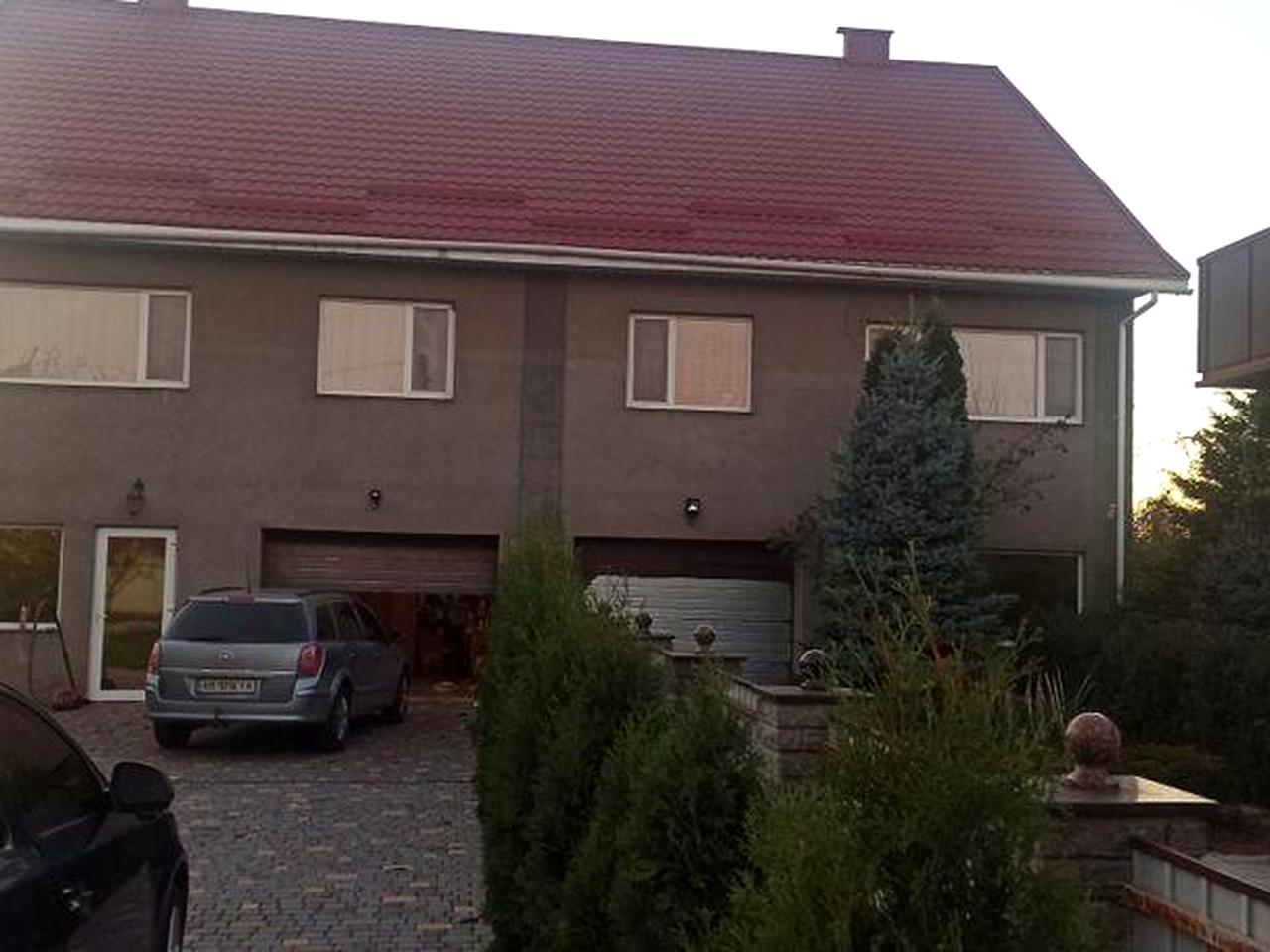 Комфортний будинок в центрі міста