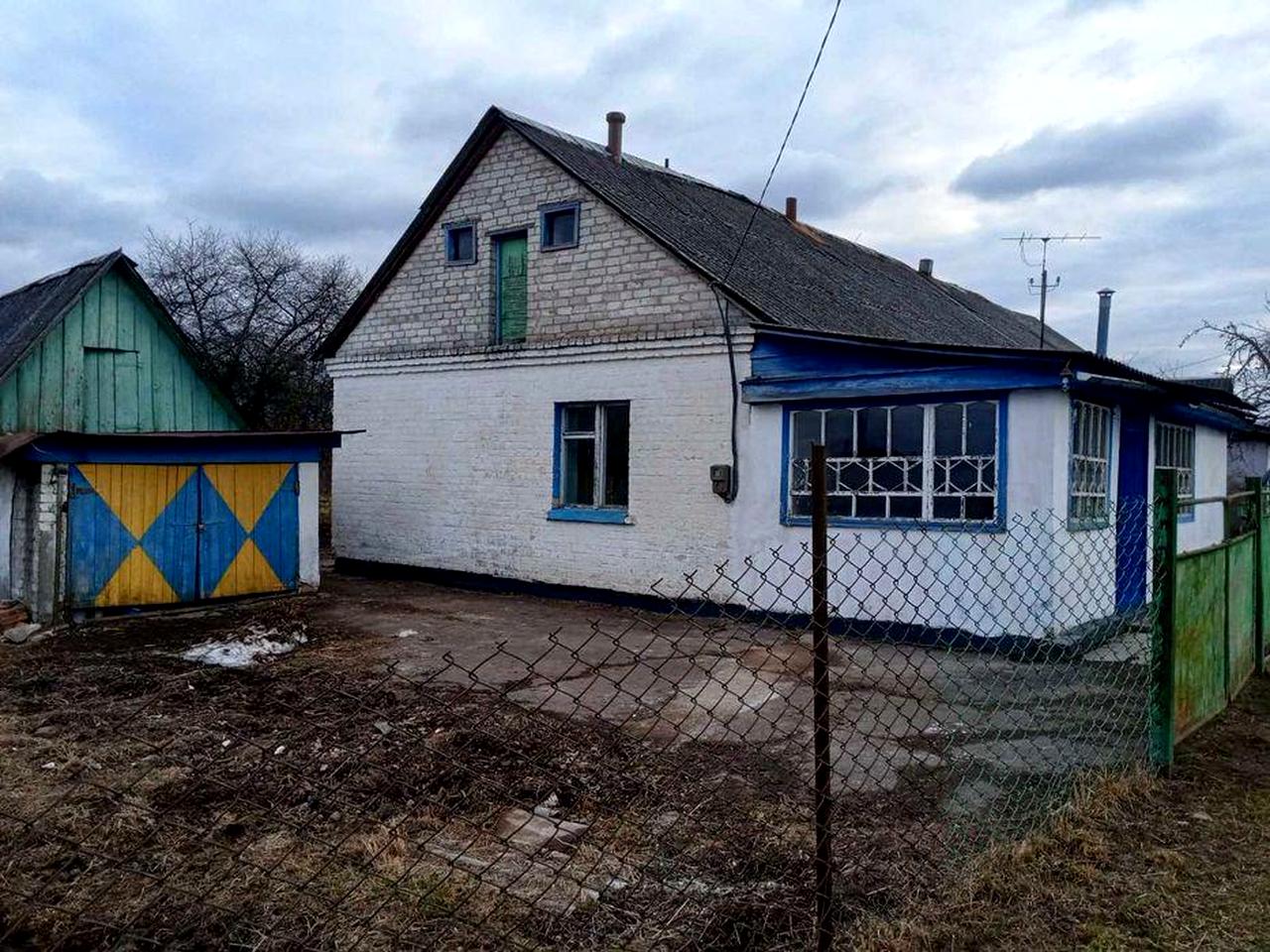 Продам будинок  .