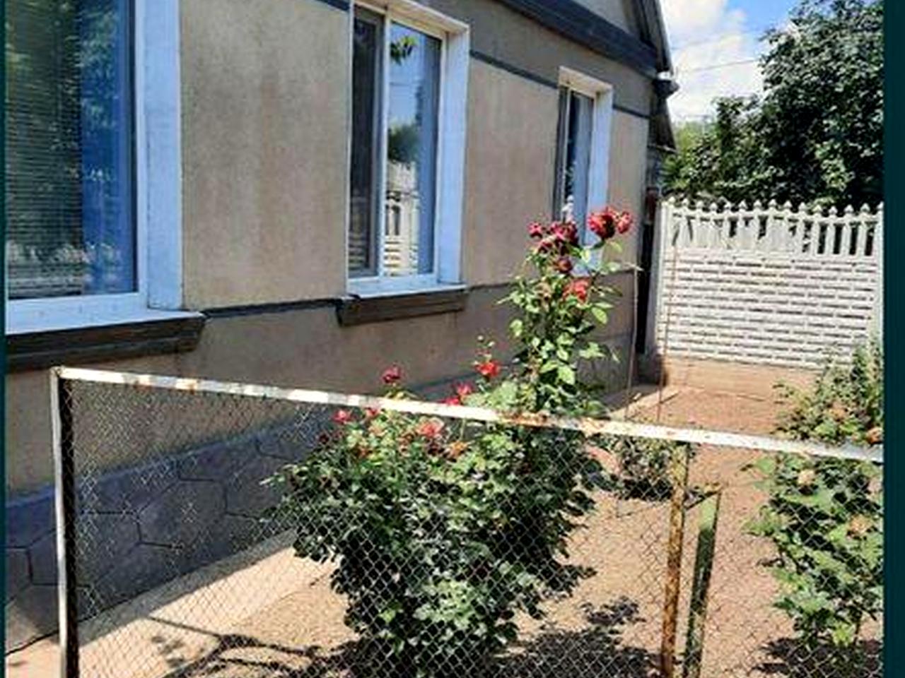 Продам дом 4 комн.на Чехова р-н автопарка