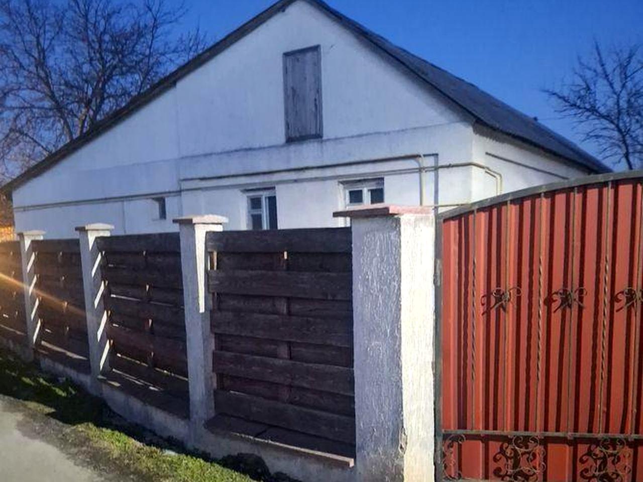 Здається просторий теплий будинок в місті Вишгороді.