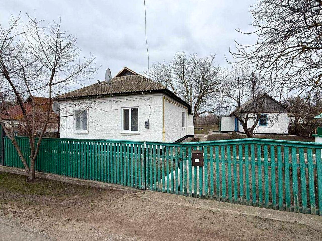 Продаж цегляного будинку в м. Яготин 55 м2