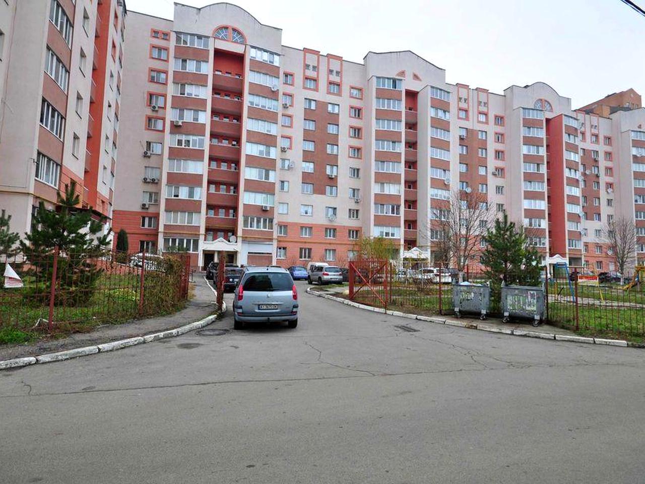 Простора 3-кімнатна квартира в теплій новобудові пр-т Незалежності 58