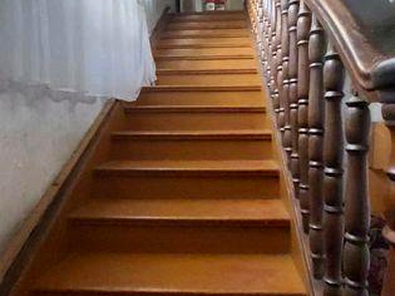 Терміново продам квартиру в будинку у м.Свалява