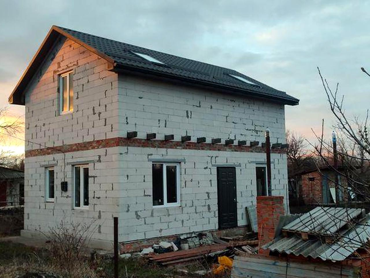 Новий будинок та робочий сад
