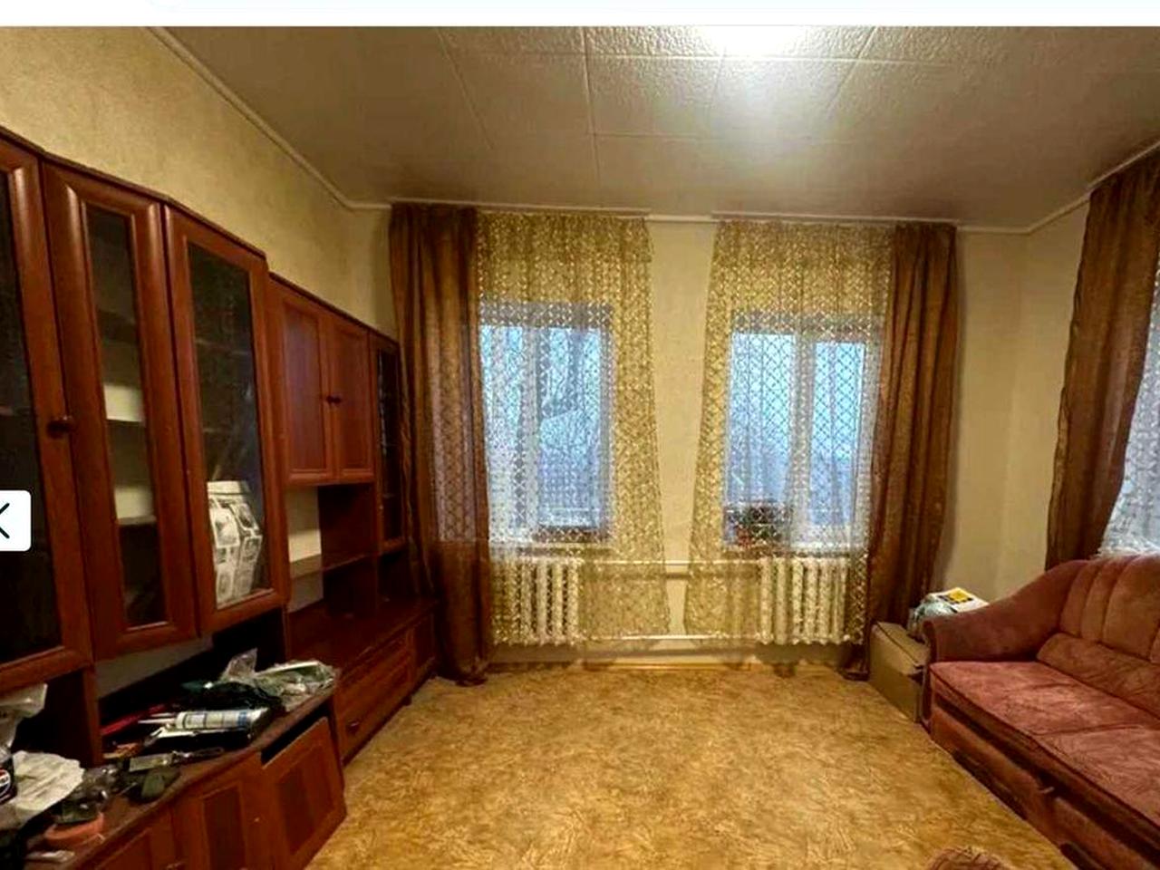 Продам дом в Краснограде Центральная часть Участ 8 сот Отличная ценаTB