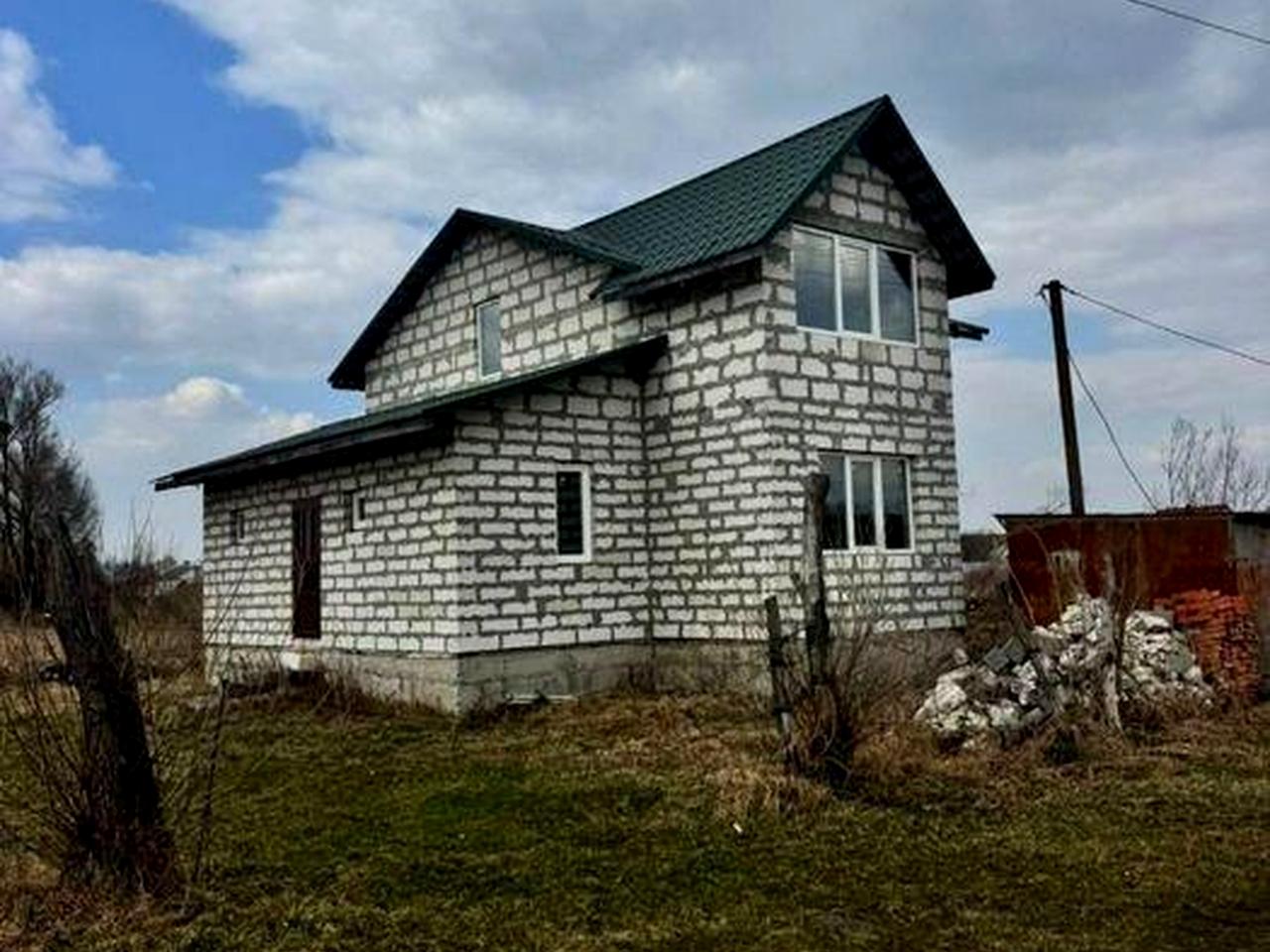 Будинок двохповерховий