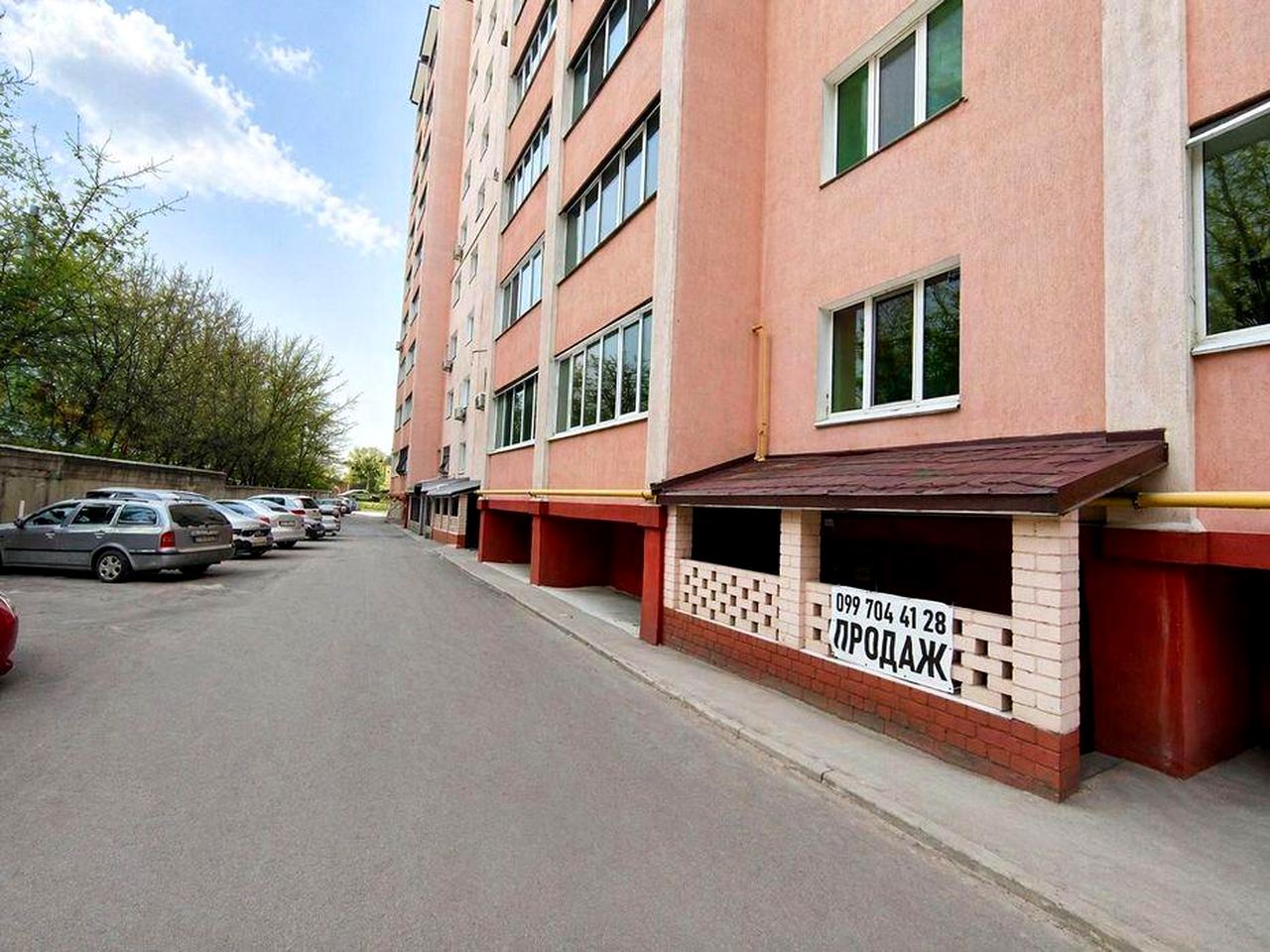 Акція!!! Цокольне приміщення 146 м² у Бучі біля парку — окремий вхід, від власника до парку 5 хв