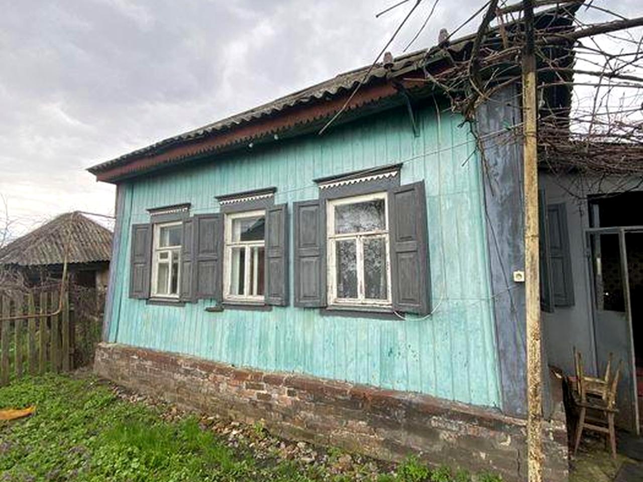 Продам дім не далеко від центру