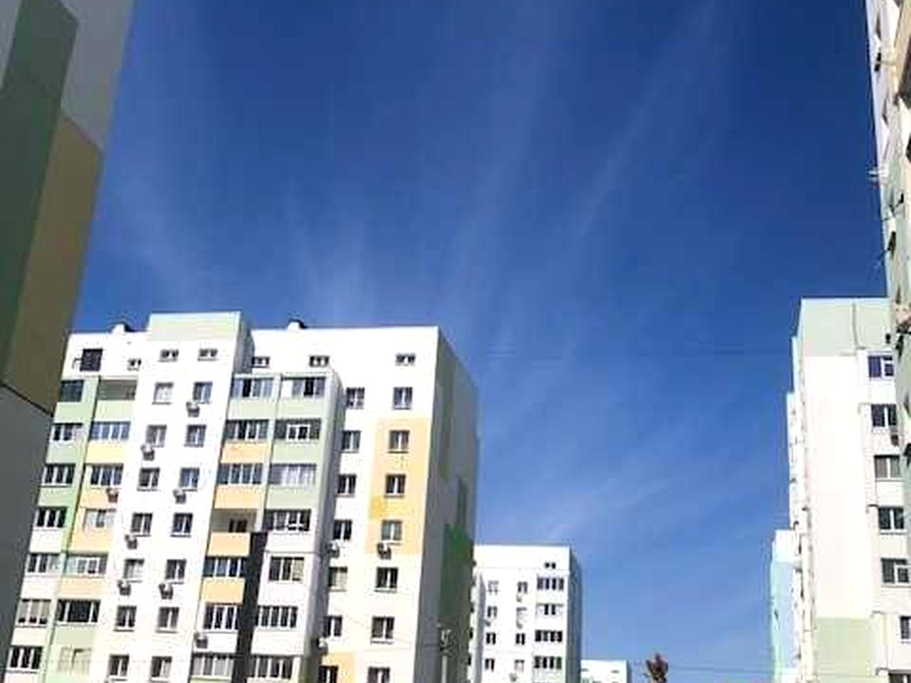 38500 ЖК Мира 4 Продам 3 комнатную квартиру,Частичный ремонт S-75м AS ЖК Мира 4