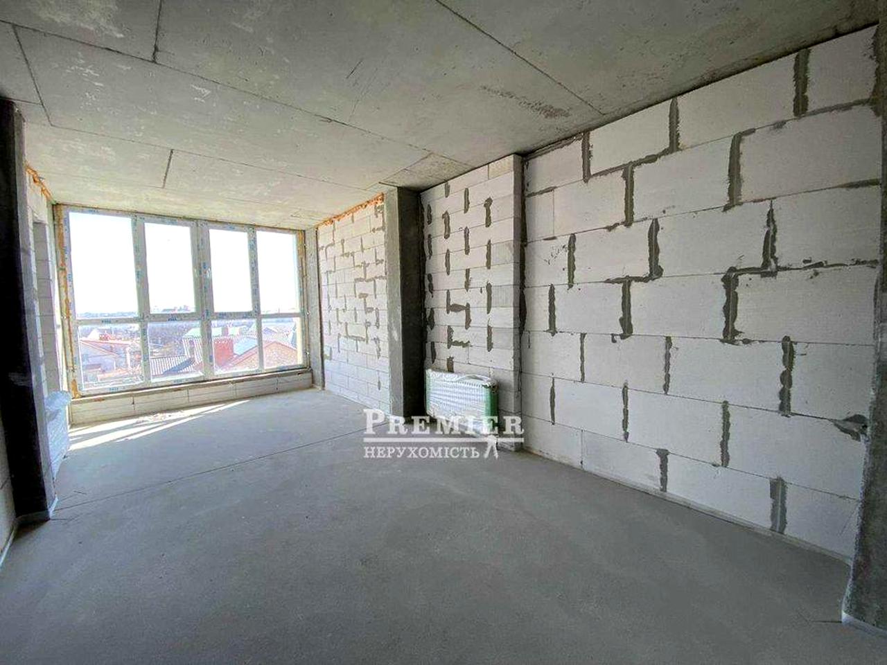 Продам 3-кімнатну квартиру 84 м² у новому будинку на Таїрова