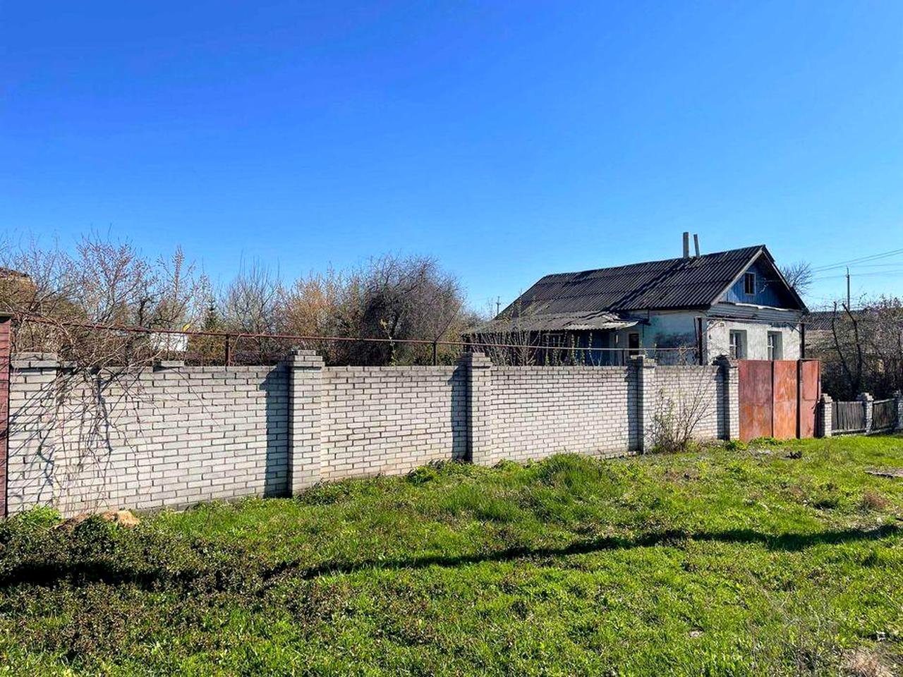 Продам будинок з територiєю. Провулок Гоголя. Сертифікат приймається.