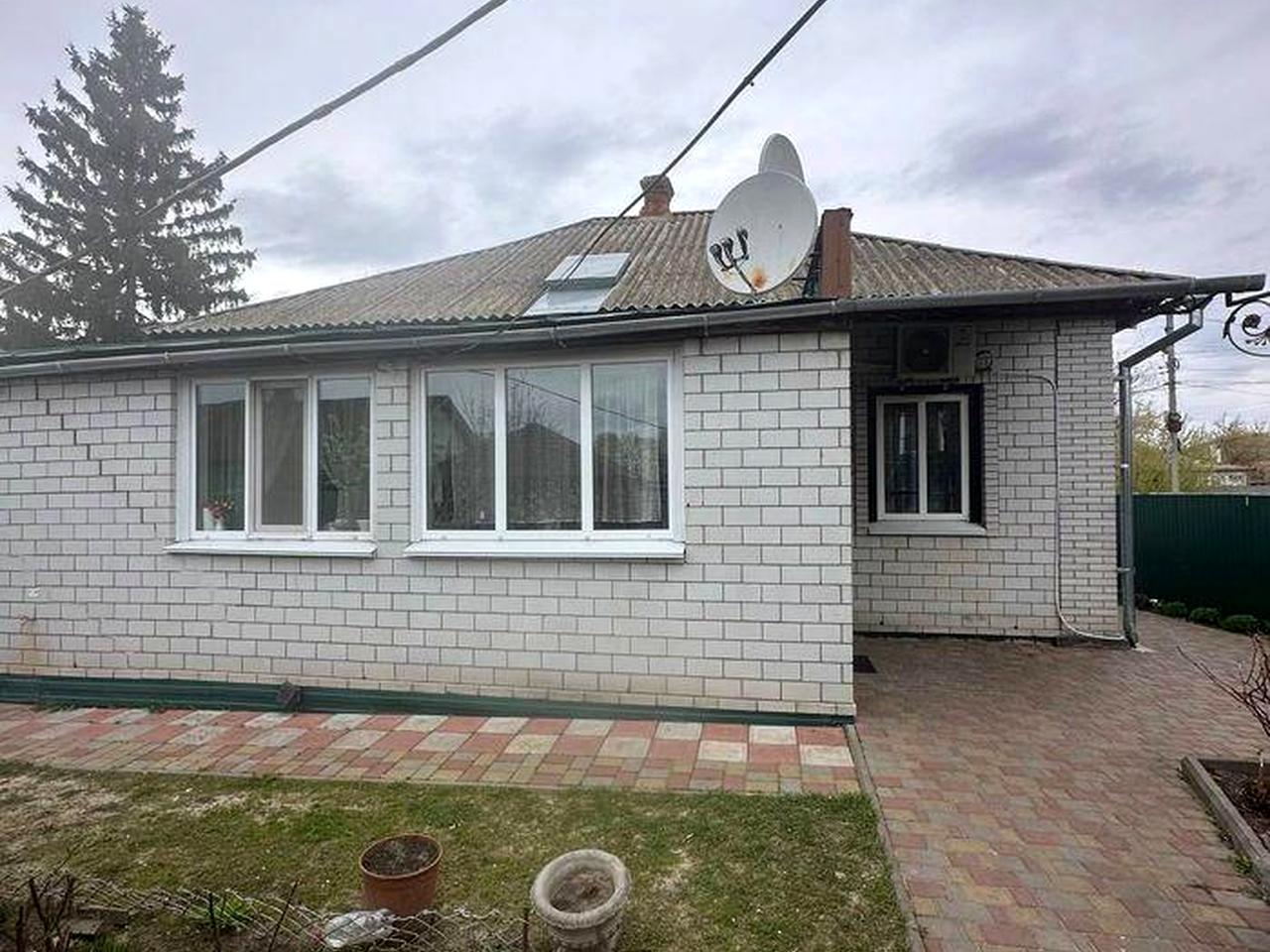 Продається житловий будинок від власника.
