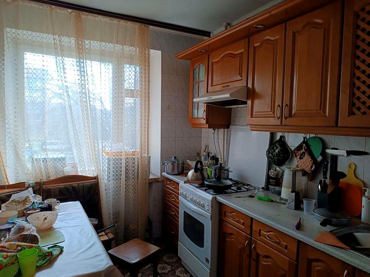 Продам квартиру .