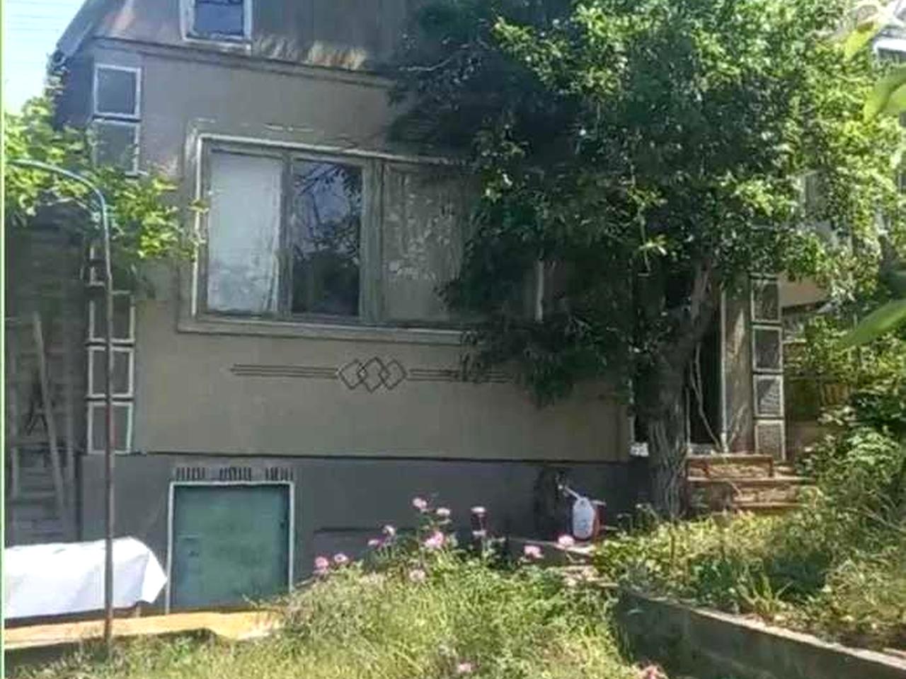 (13) Продам будинок з мансардою у Великодолинському