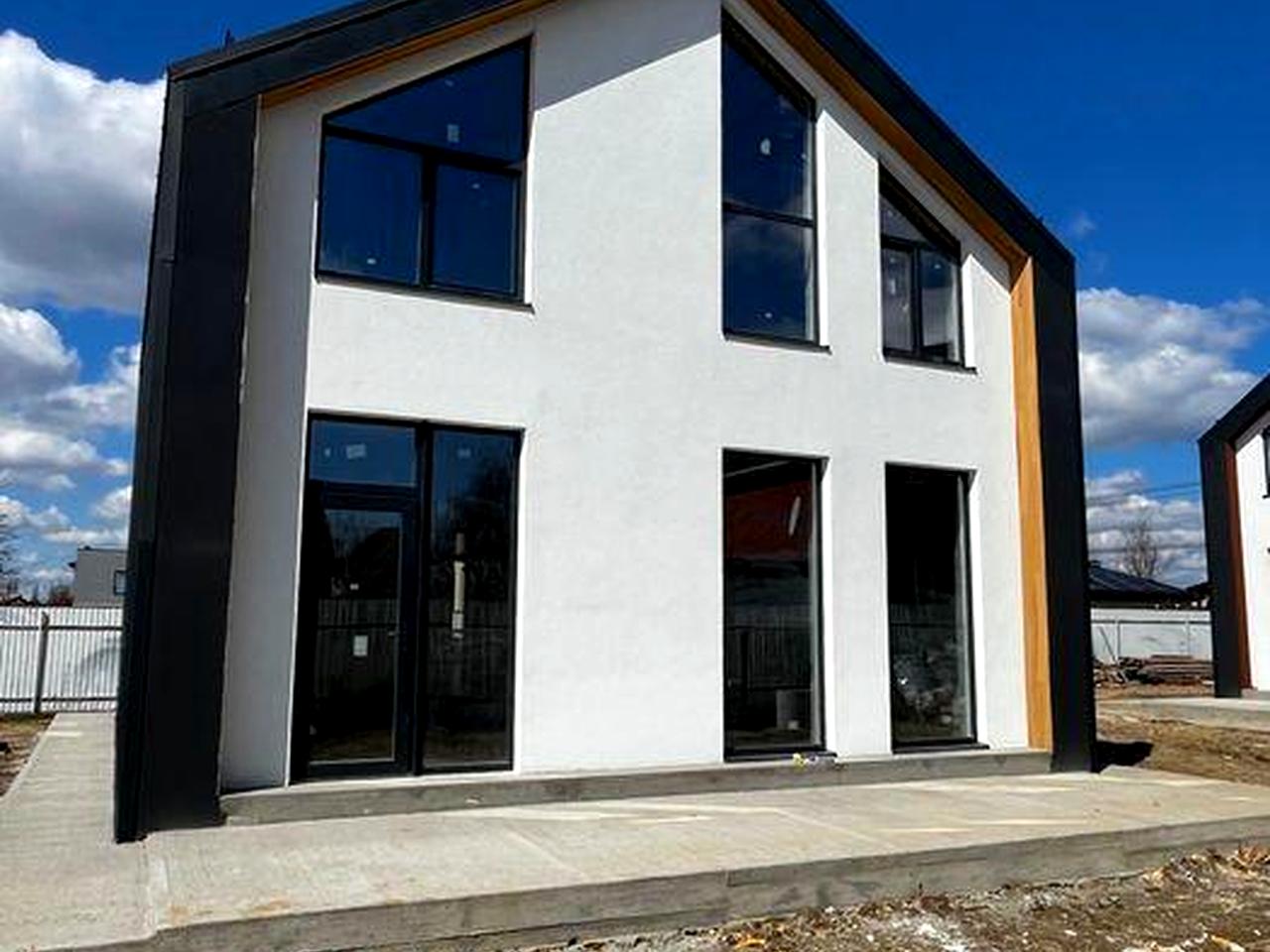 Сучасна архітектура та простір — Білогородка, вул. Аличова. Сучасний Barnhouse.