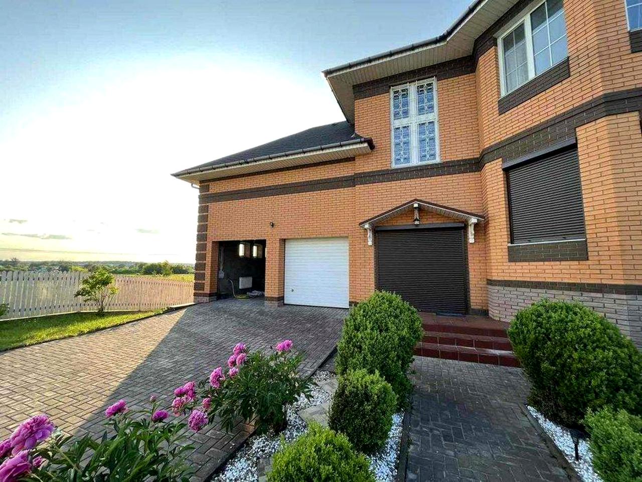 Продаж будинку | Білогородка | 270 м² | 15 соток, Укриття