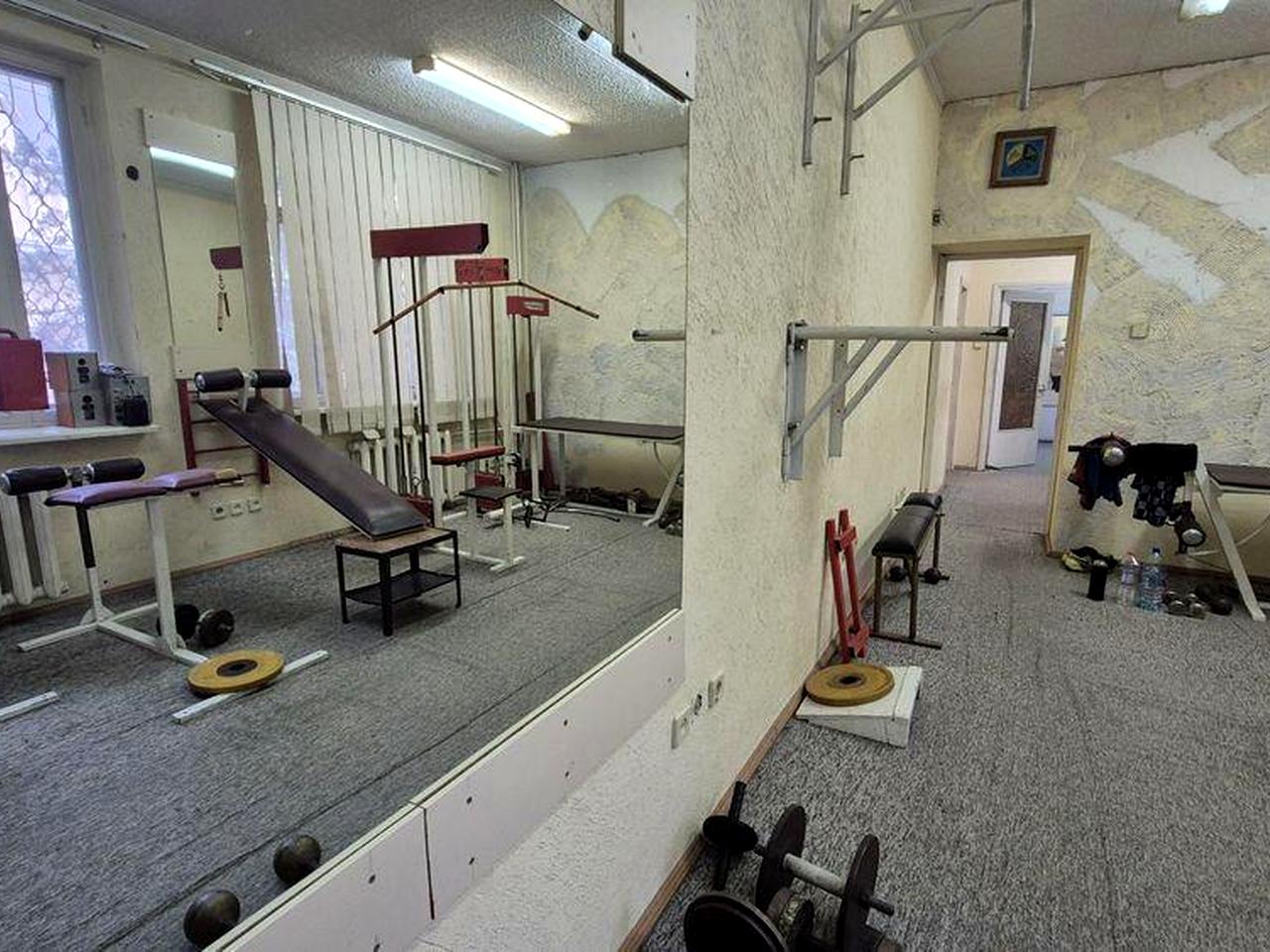 Под малоквартирный дом, 240м², 3 этажа, 2 входа, Черноморсква входа, паркинг