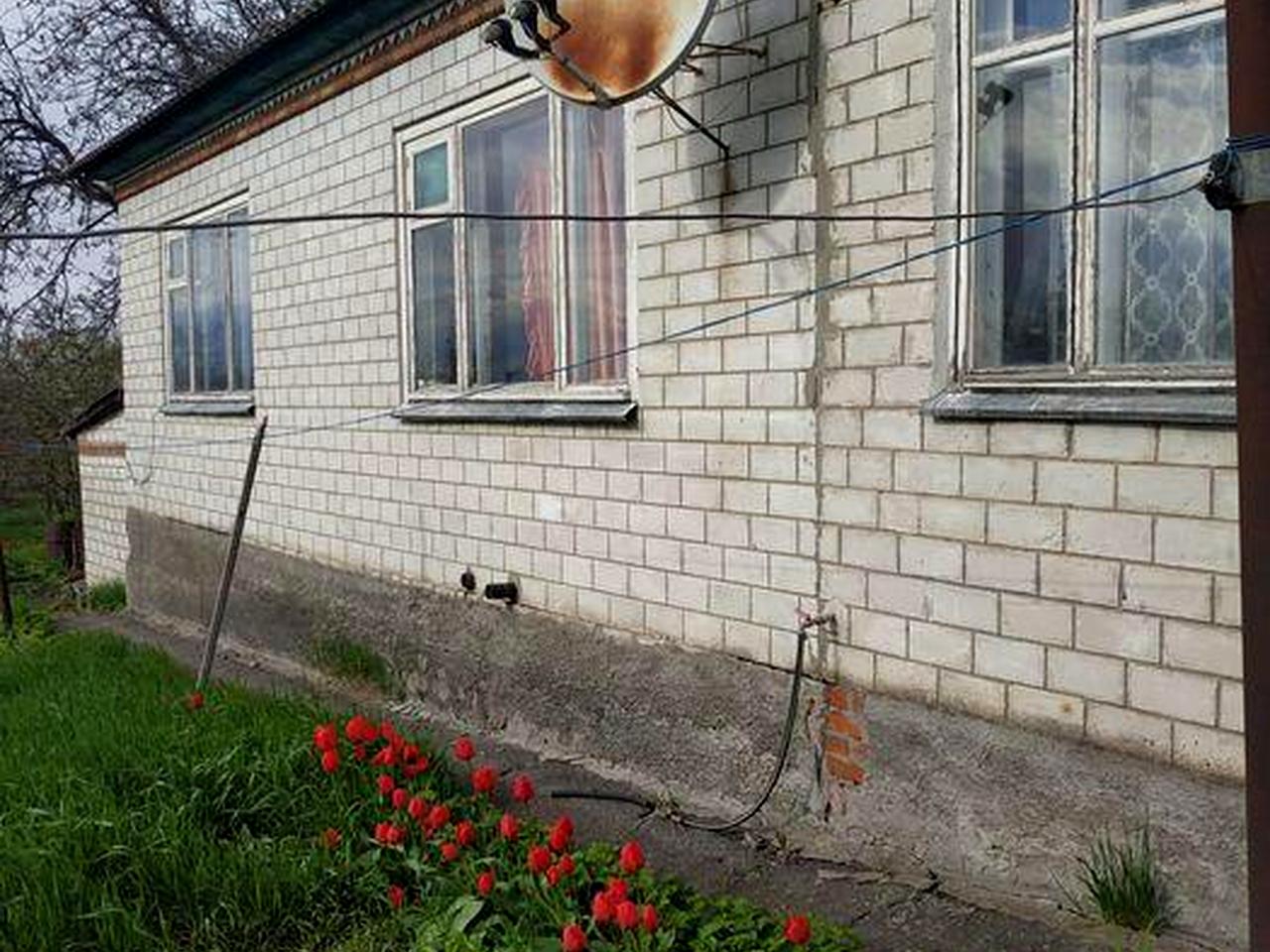 Продам будинок для великої родини. Зміїв.