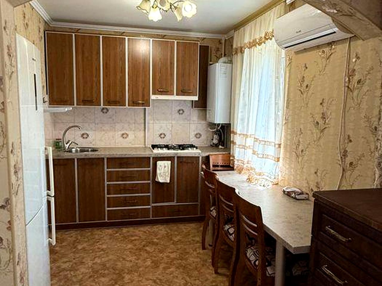 Продам 2-кімнатну квартиру Вільногірськ