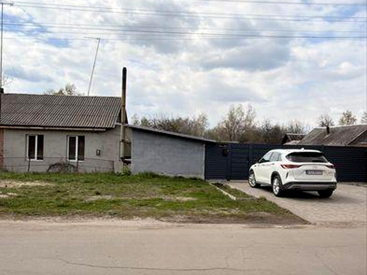 Продаж будинку  по вул. Київська Шостка