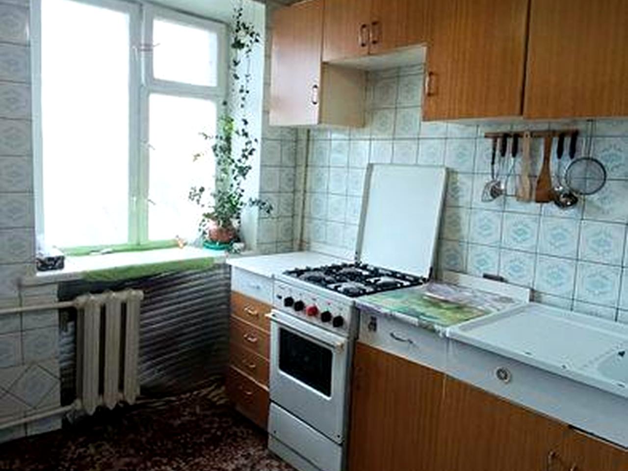 Продаж 2 кімн.кв.4/5 на Космосі