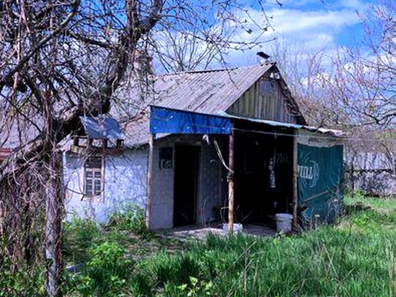 Продам домик в центре г. Валки