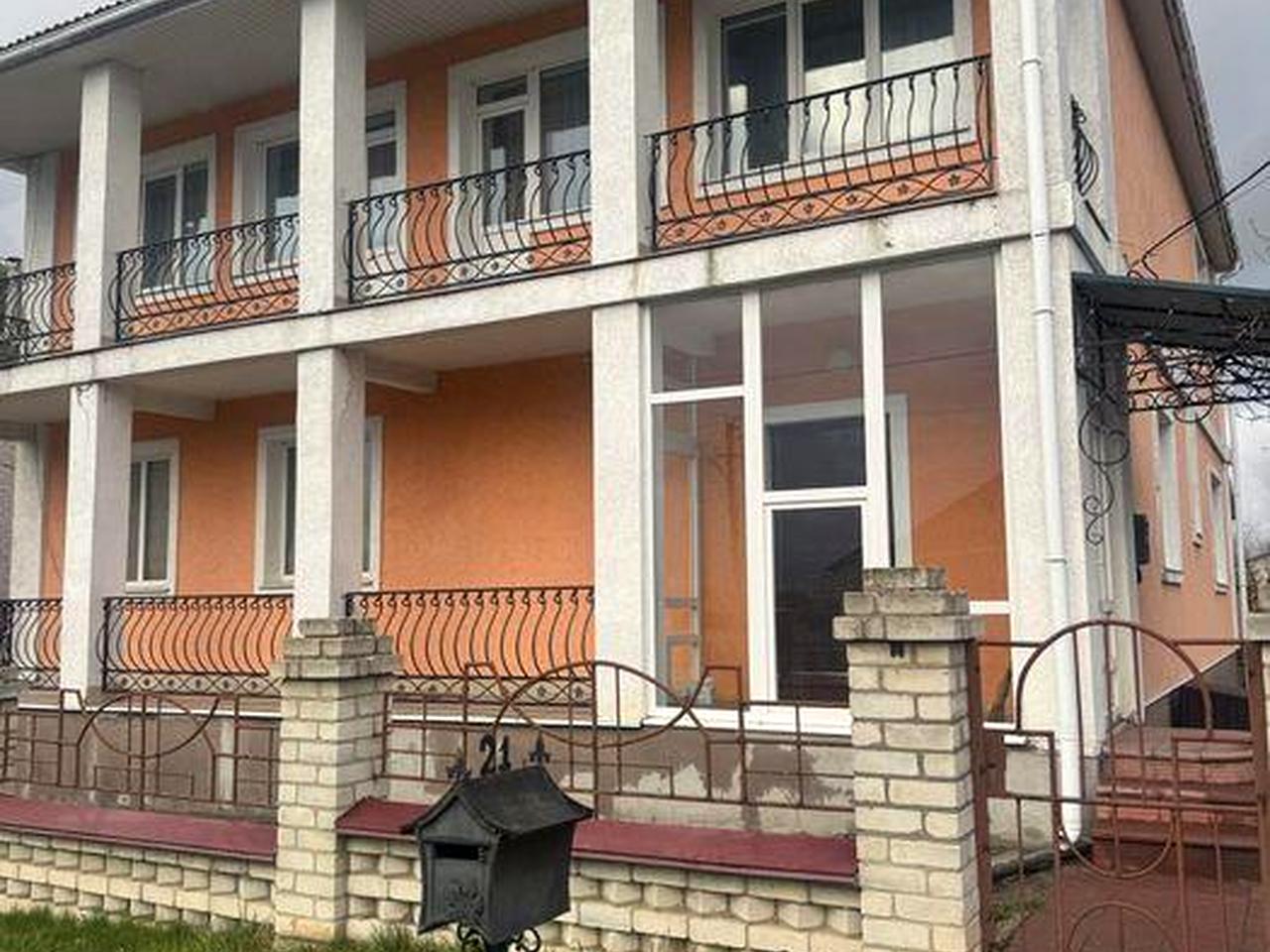 Продам будинок  місто Глухів
