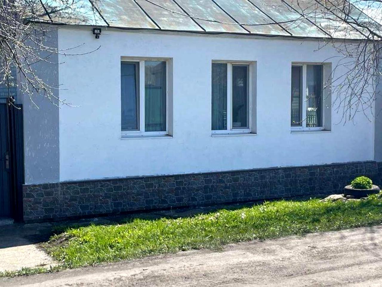 Продам затишний будинок