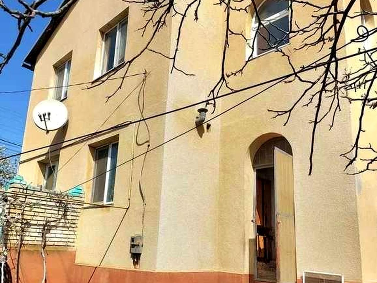 (13/1) Продам чудовий 2-поверховий будинок біля Великодолинського.