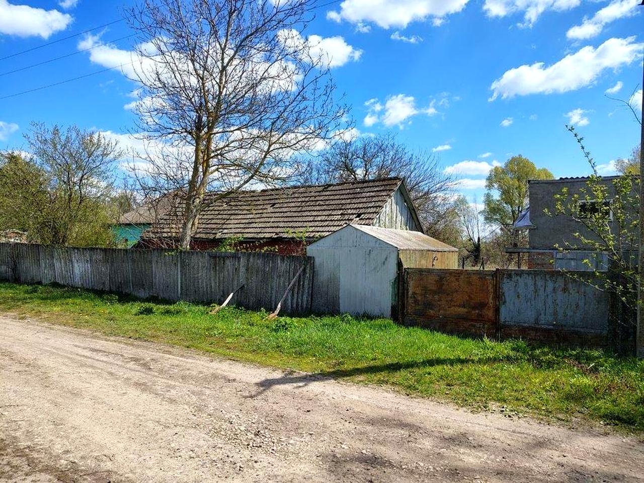 Будинок в селі Валки 11 км від міста ,